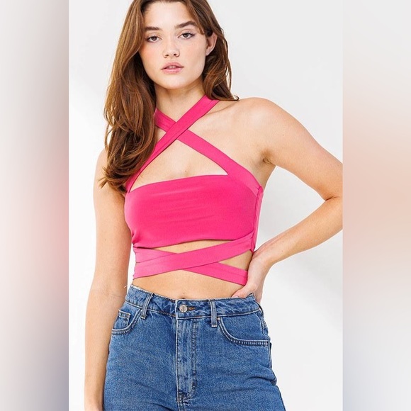Crisscross Tie Back Crop Halter Top - Picture 4 of 4